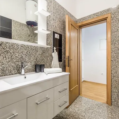 Fiorentina Apartment *